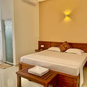 easy-stay-kandy.kandyhotelsnow.com/